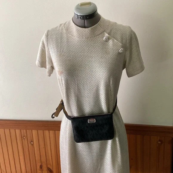 NWT Michael Kors Belt Bag Adjustable Strap Black Size L - Picture 2 of 9